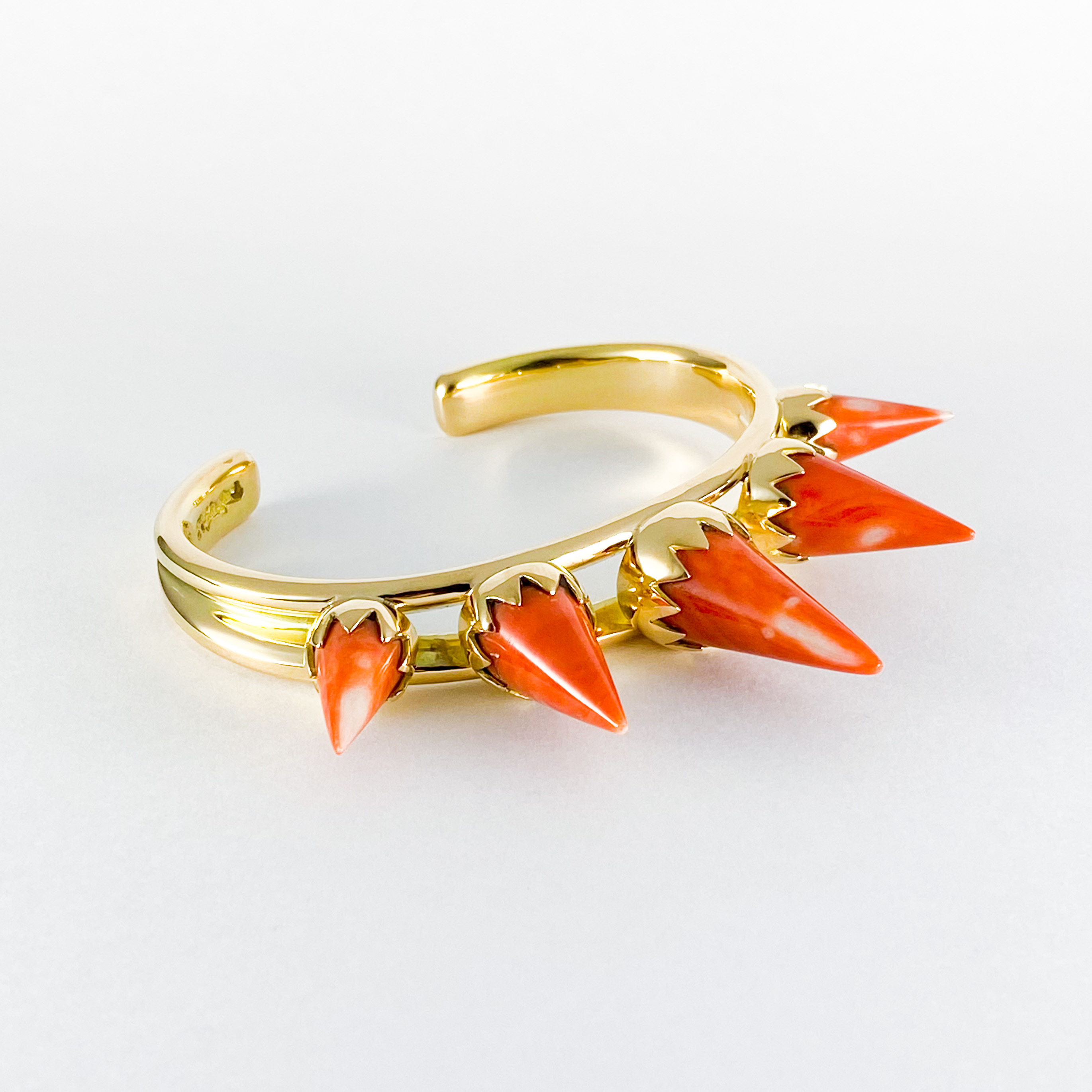 Yasutomo Kodera Japanese pink coral k18 gold bangle 019